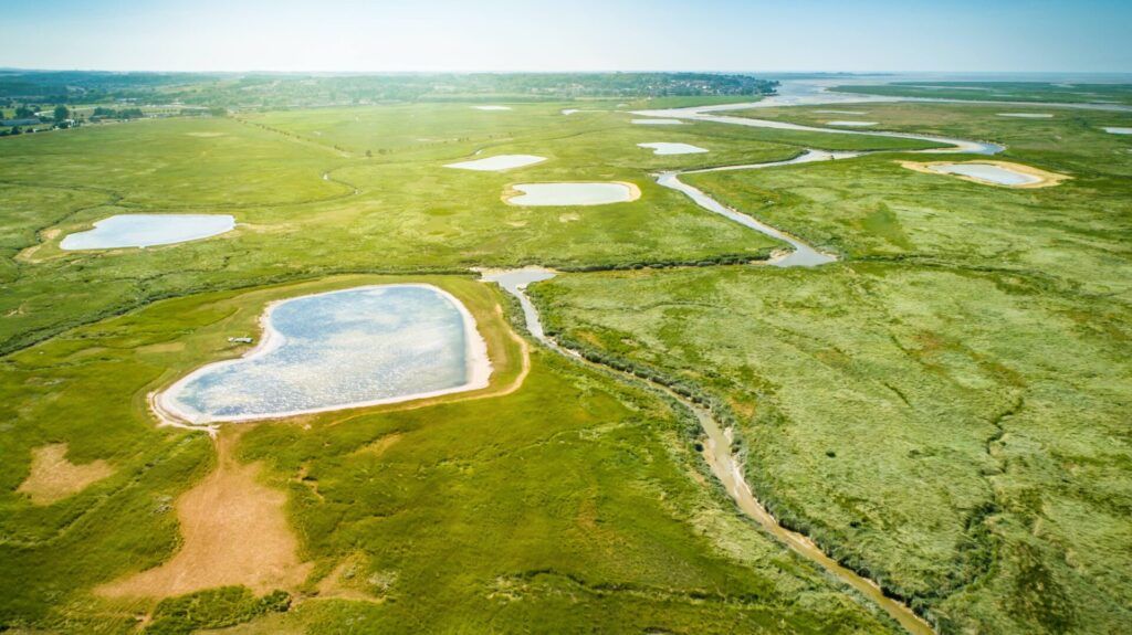 Lac en forme de coeur en Baie de Somme